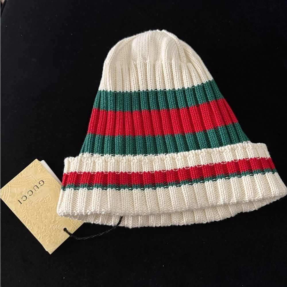 Brand new Gucci Striped Knit Beanie fits women's small /medium